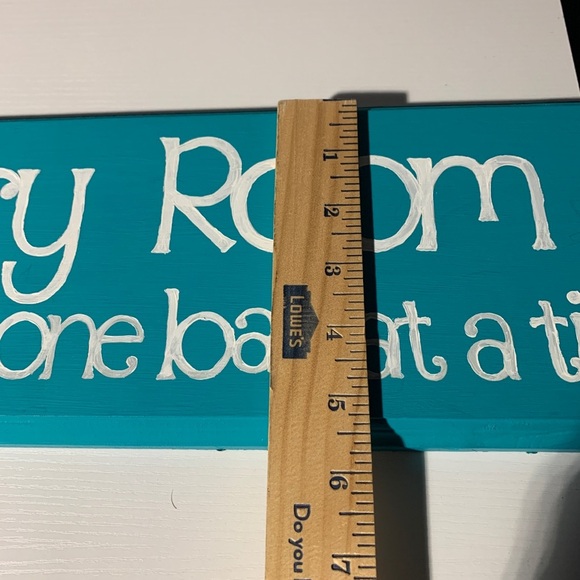 Teal Laundry Room Sign. Sorting Life Out One Load at a Time - Picture 4 of 4